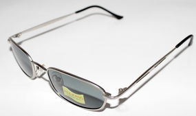 偏光眼鏡 眼鏡布廠家 眼鏡批發(fā) 太陽眼鏡工廠 眼鏡布廠家 偏光眼鏡 老花眼鏡廠家 防輻射眼鏡 眼鏡架 兒童眼鏡 眼鏡框 板材眼鏡 復(fù)古眼鏡 哈蟆眼鏡 品牌眼鏡 時(shí)尚墨鏡 浙江省溫州市酷米眼鏡貿(mào)易